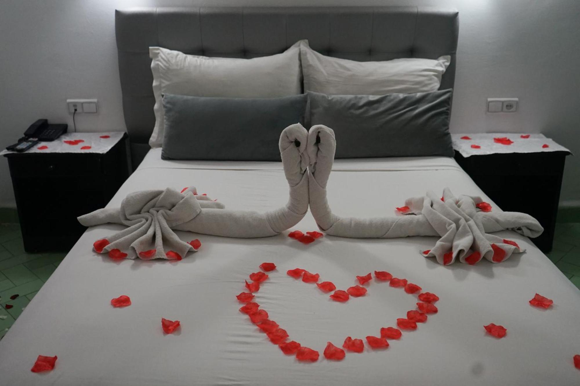 פס Hotel Nouzha מראה חיצוני תמונה