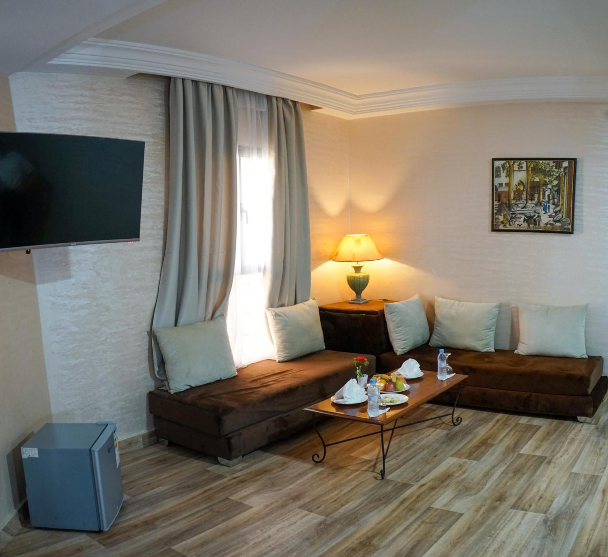 פס Hotel Nouzha מראה חיצוני תמונה