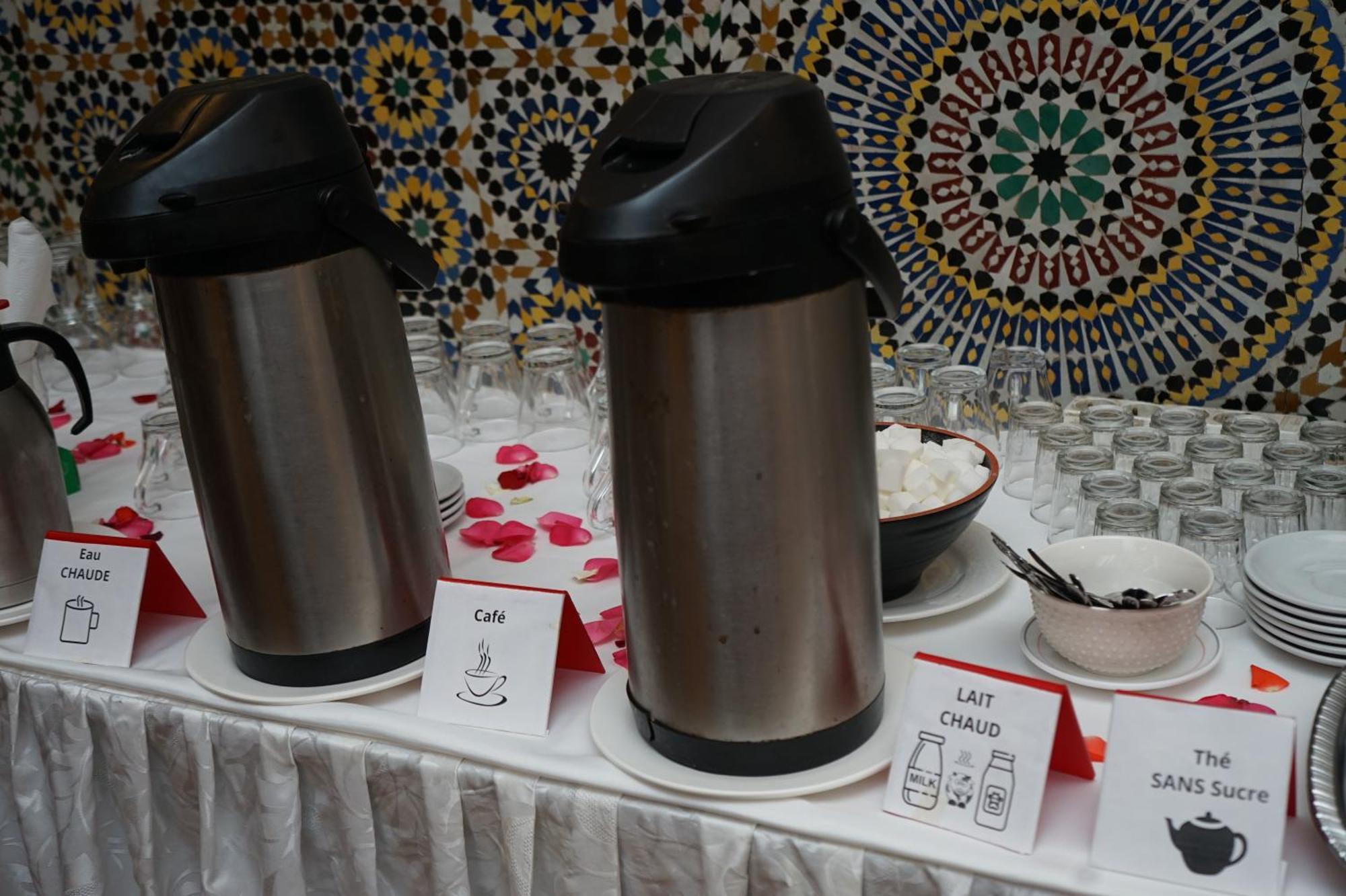 פס Hotel Nouzha מראה חיצוני תמונה