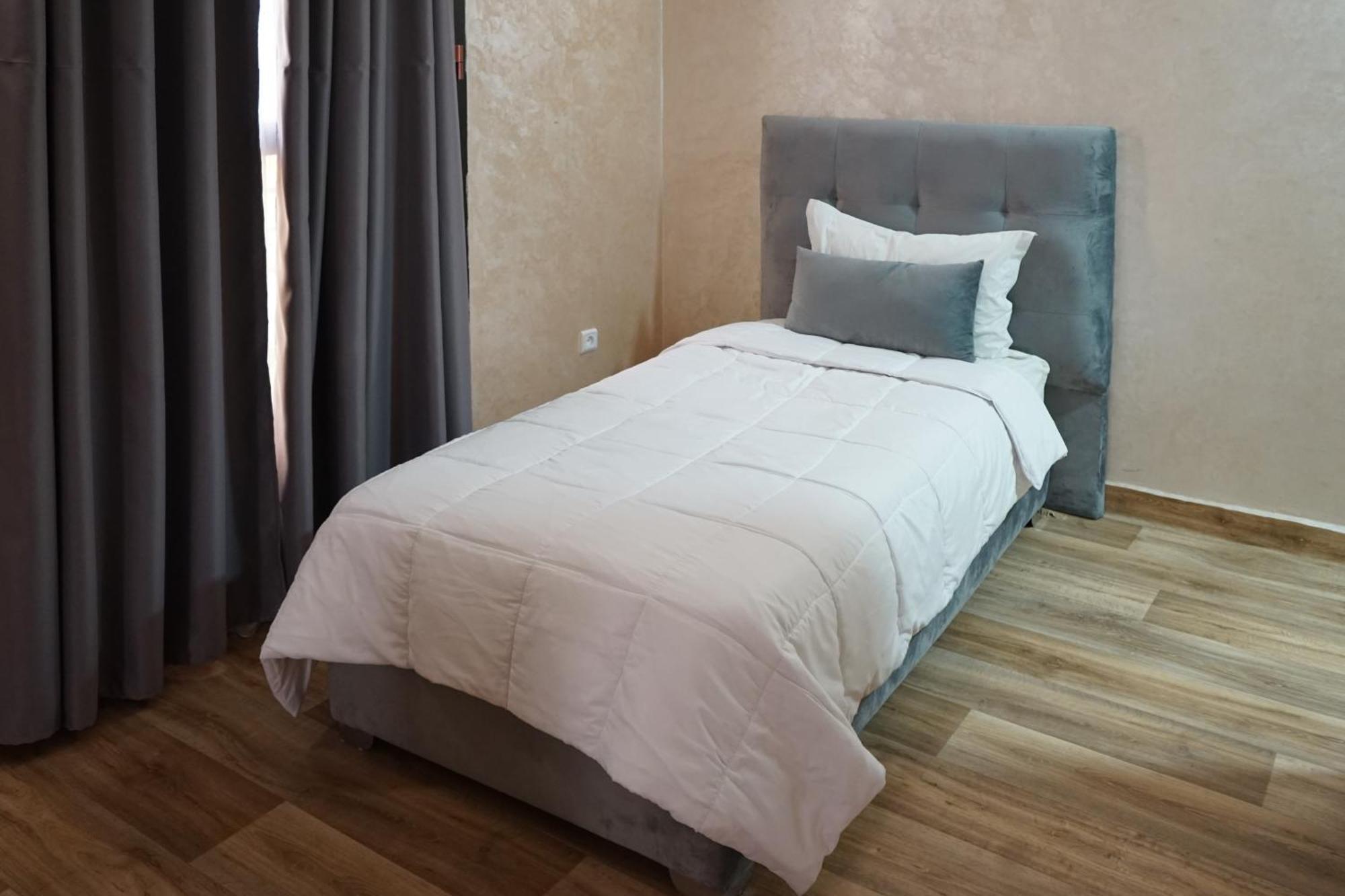 פס Hotel Nouzha מראה חיצוני תמונה