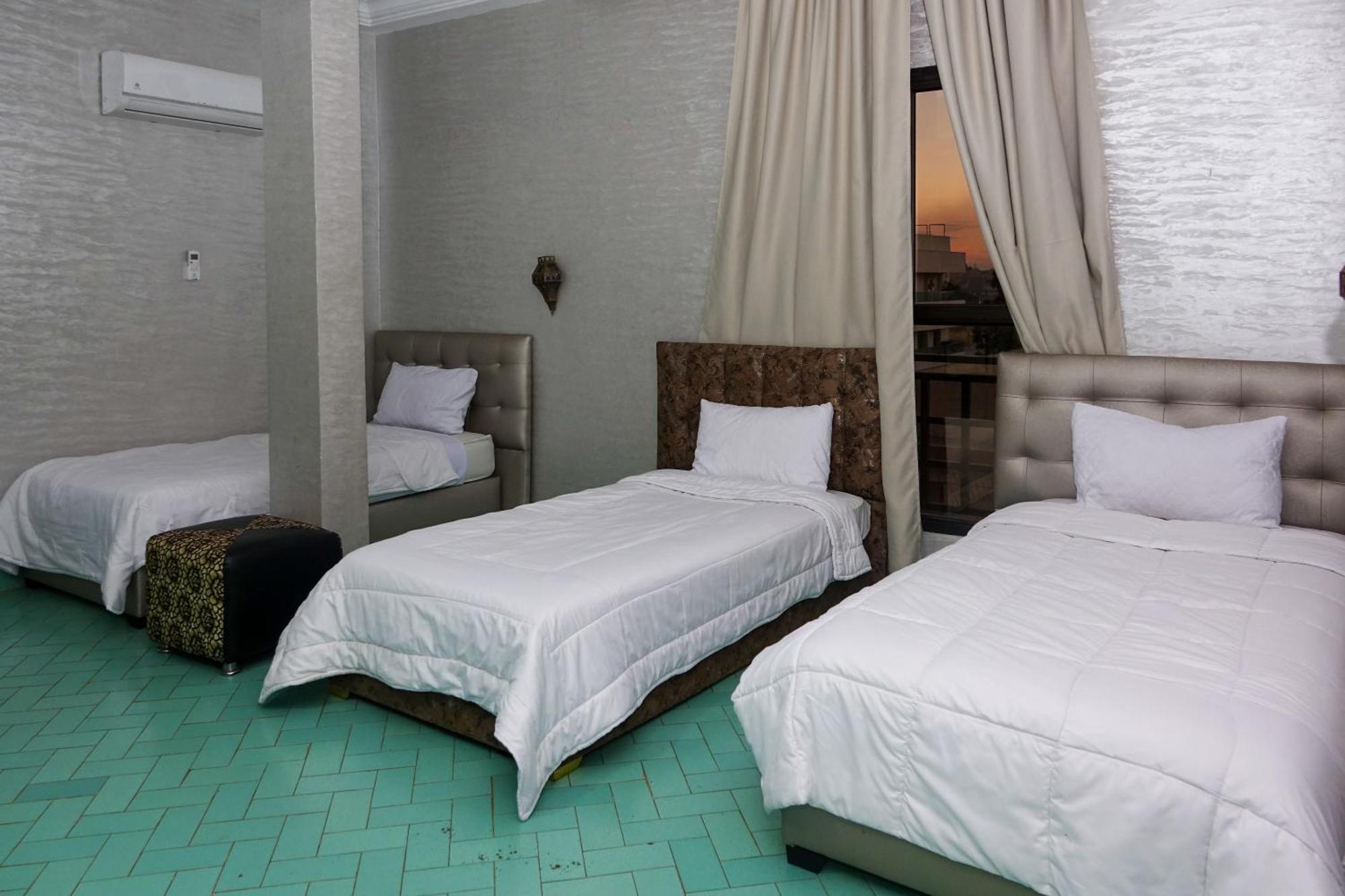 פס Hotel Nouzha מראה חיצוני תמונה